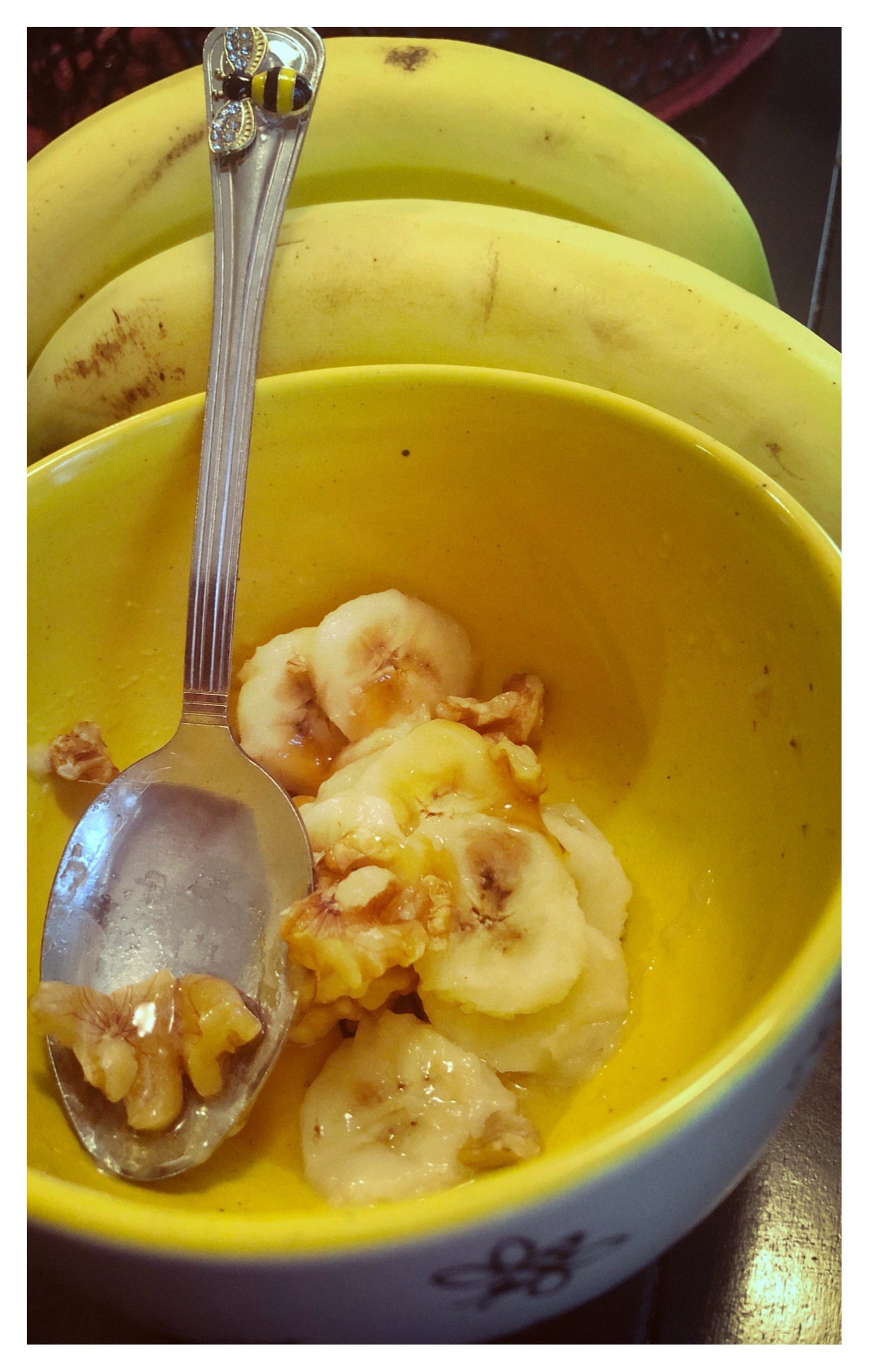 Delicious uses for ripe bananas with a freezing hack! | Hot Sweet Spicy ...